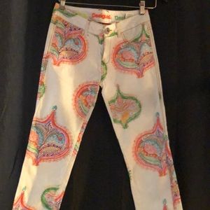 NEW DESIGUAL light white jeans with pattern